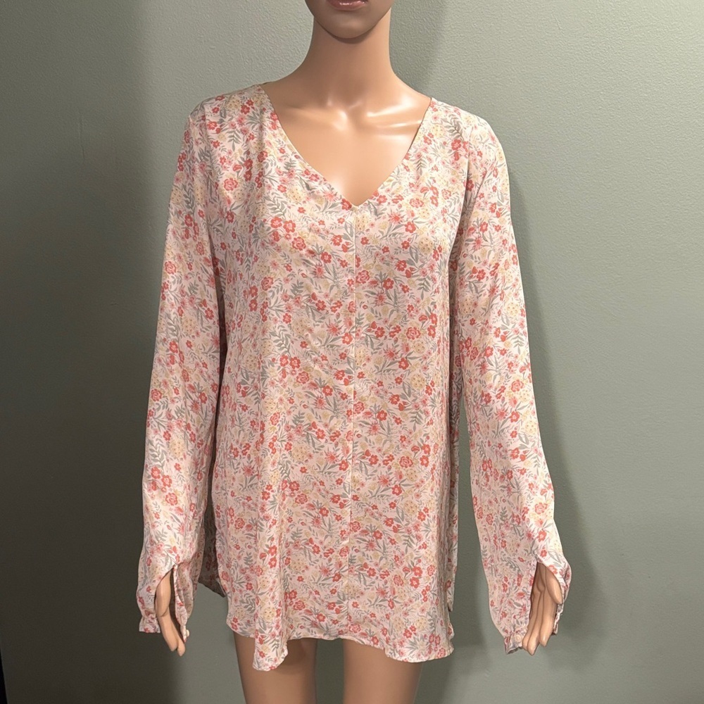 LC Lauren Conrad Floral V-Neck Long Sleeve Blouse size XL